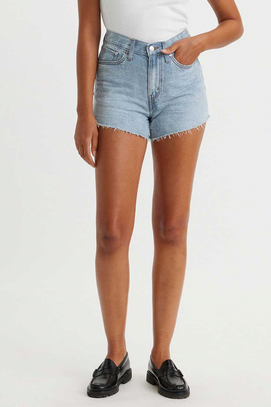 Women's Levi's 80's Mom Short in Make a Difference