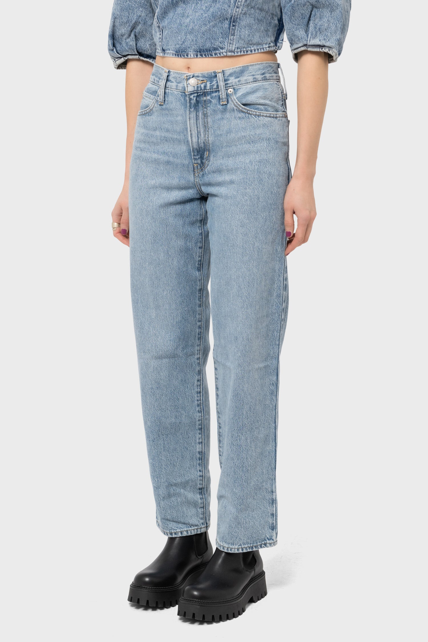 Women's Levi's '94 Baggy in Light Touch