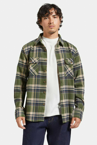 Men's Brixton Bowery Flannel in Cyprus Green/Washed Navy