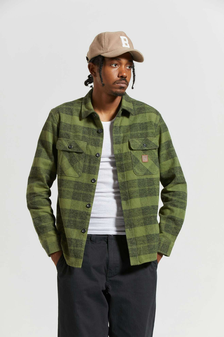 Men's Brixton Bowery Heavyweight Flannel in Cypress Green & Black