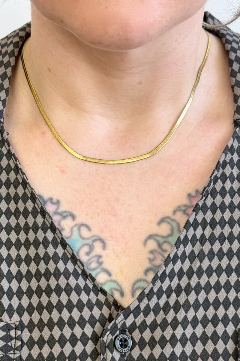 Delicate Snake Chain in Gold