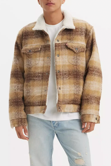 Men's Levi's Plaid Type 3 Sherpa Trucker in Westin Curry