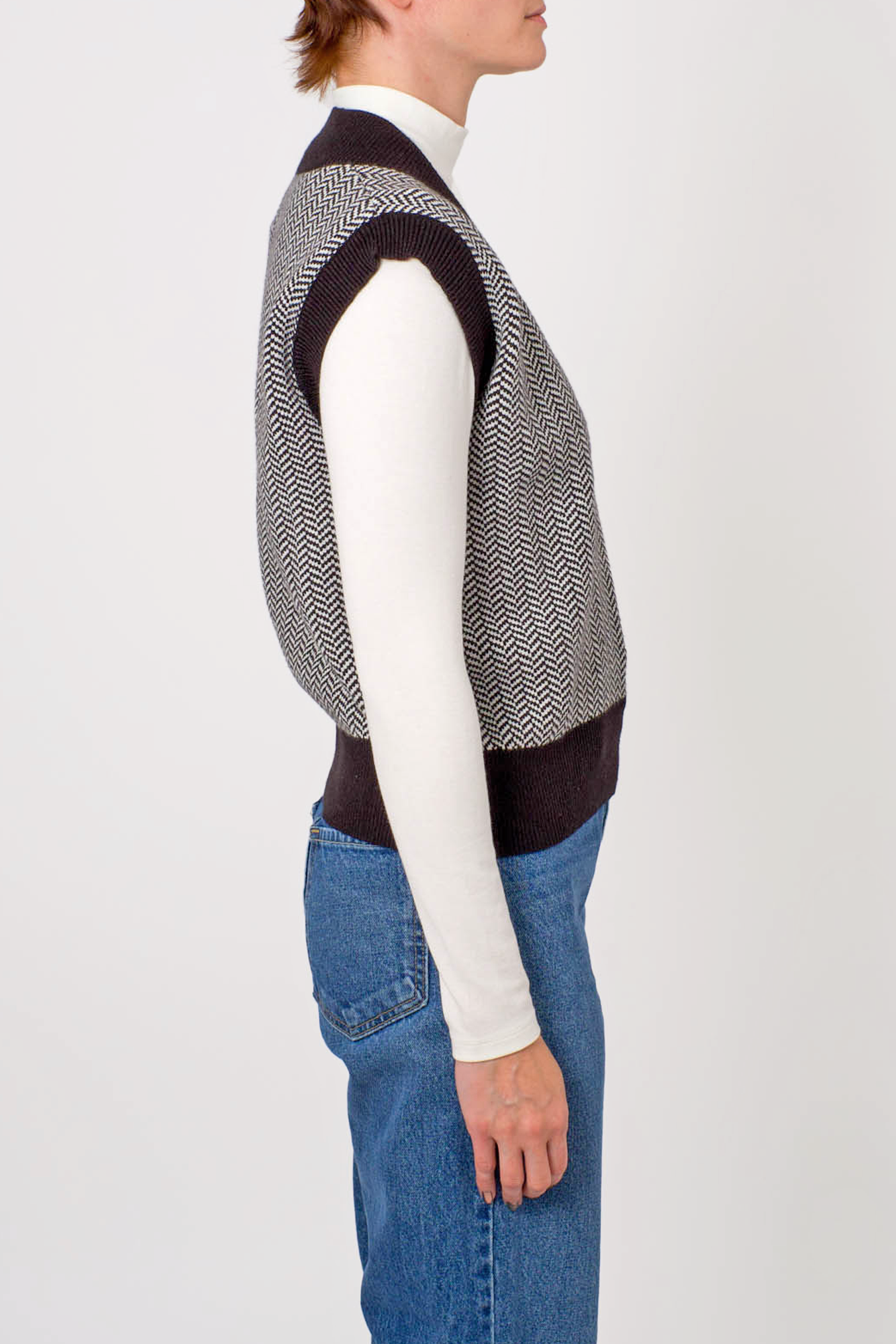 Houndstooth Vest in Black