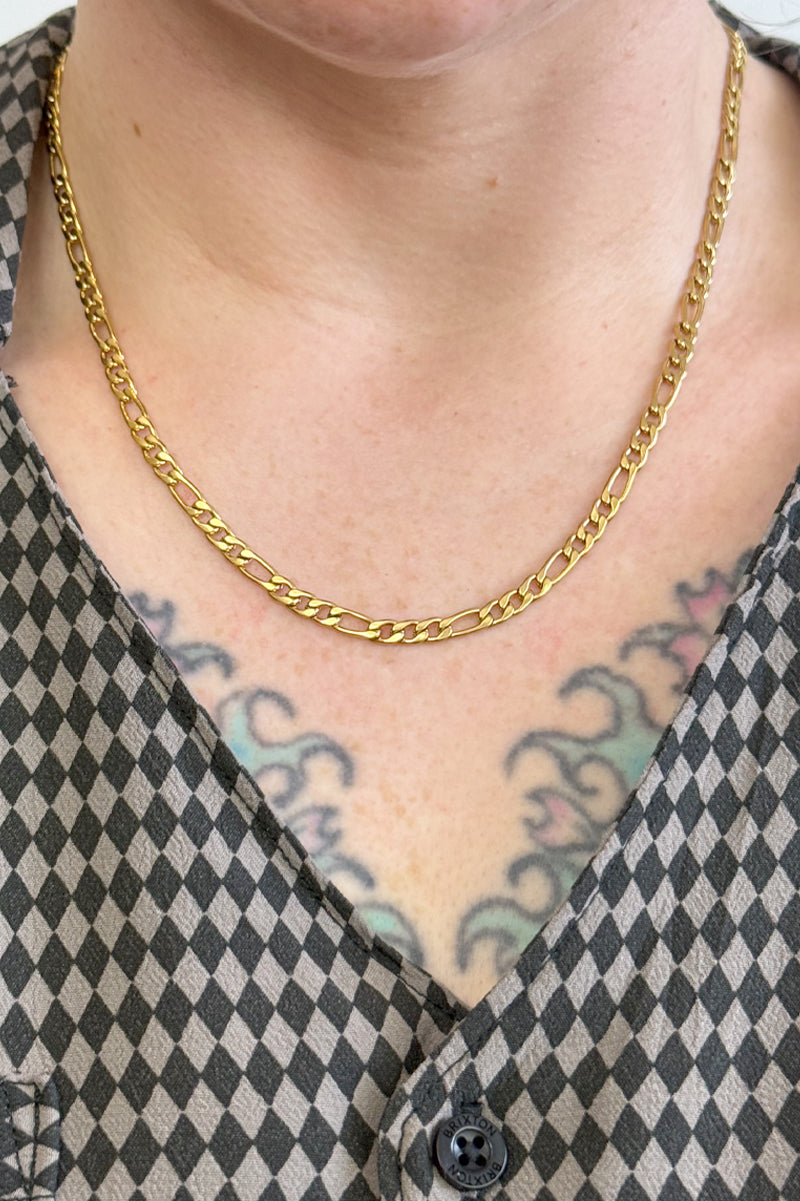 Standard Figaro Chain in Gold