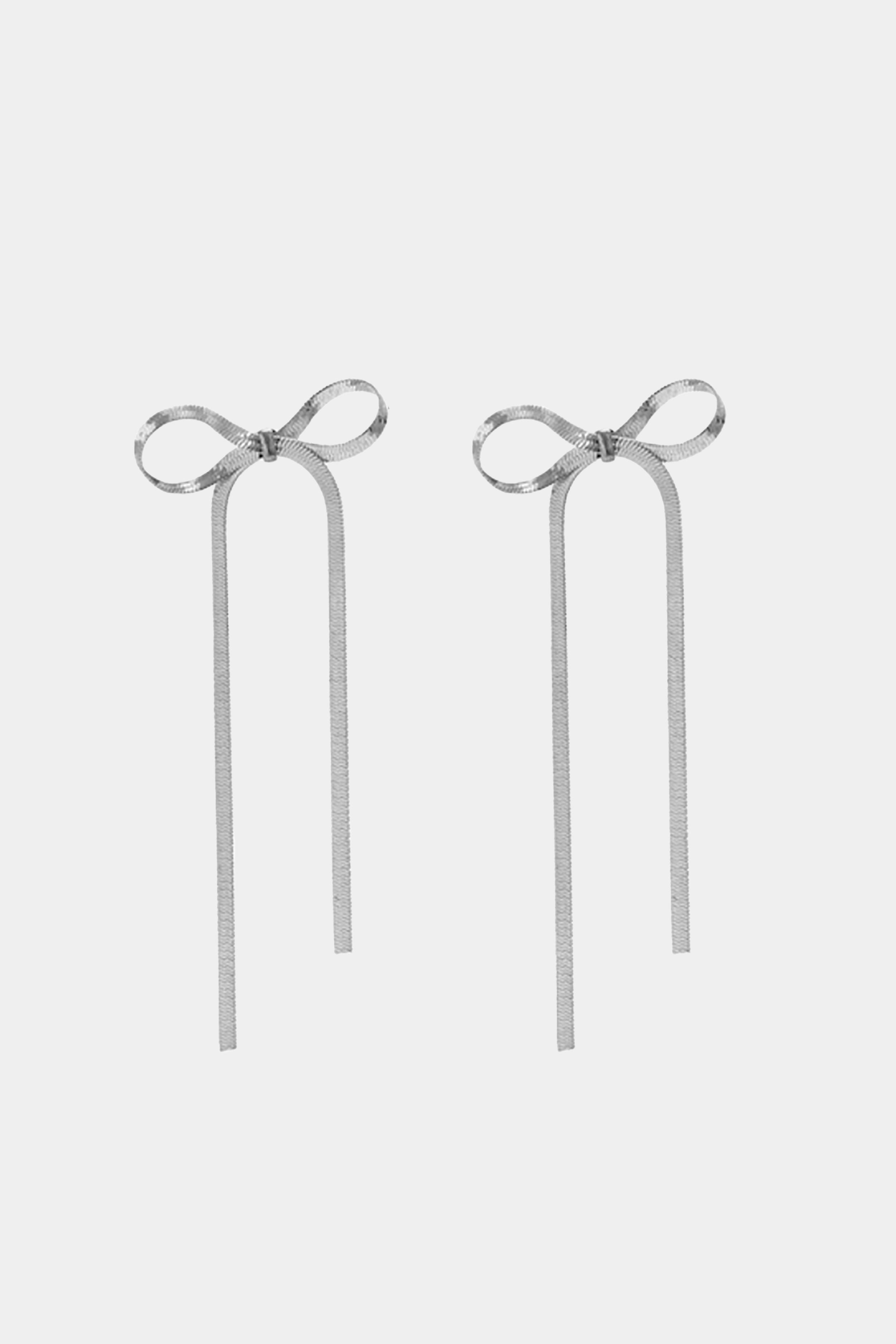 Bow Earring XL in Silver