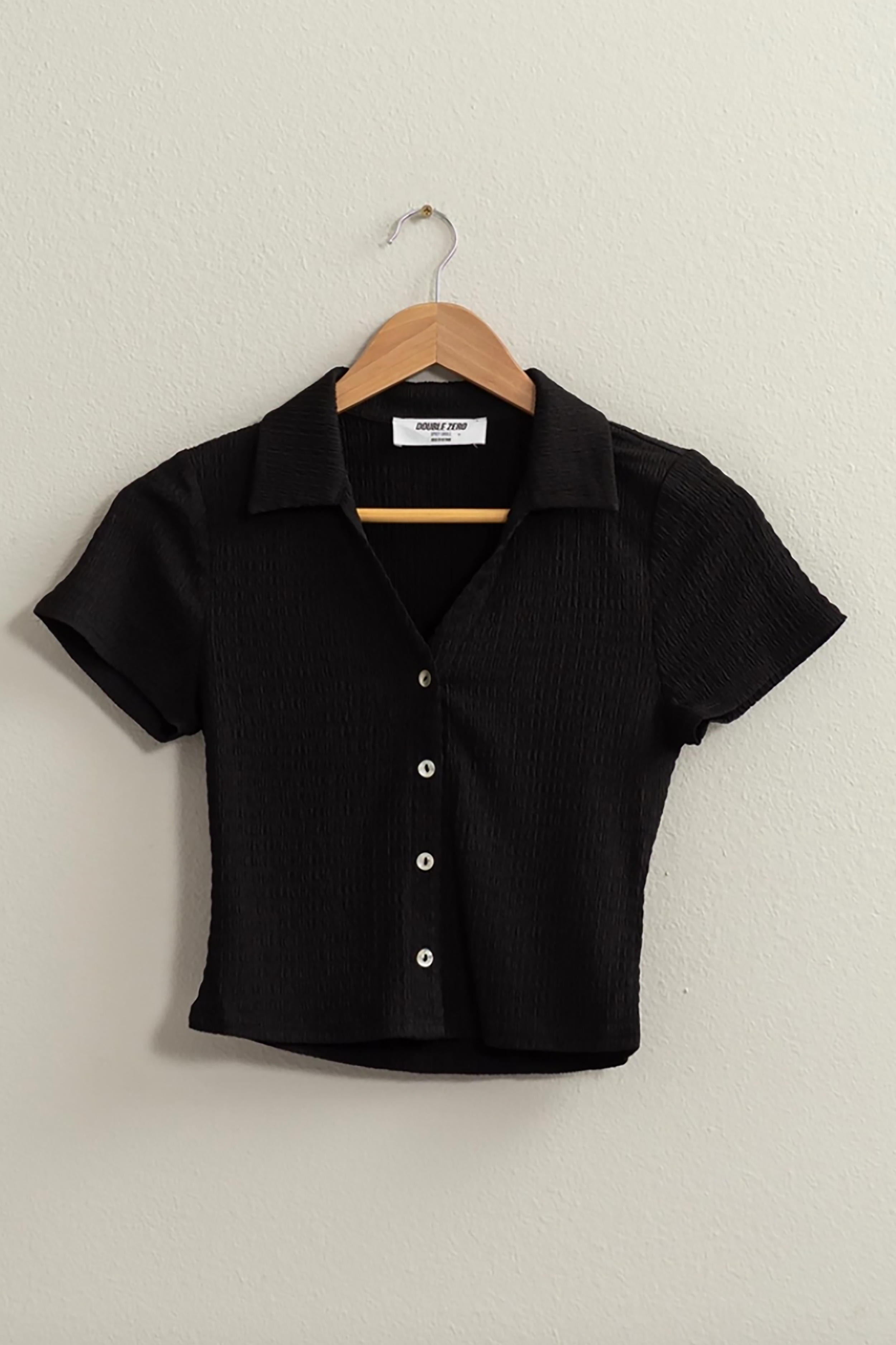 Crinkle Knit Button Front Top in Black