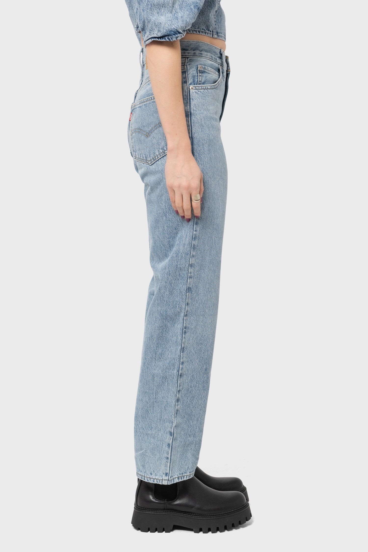 Women's Levi's '94 Baggy in Light Touch